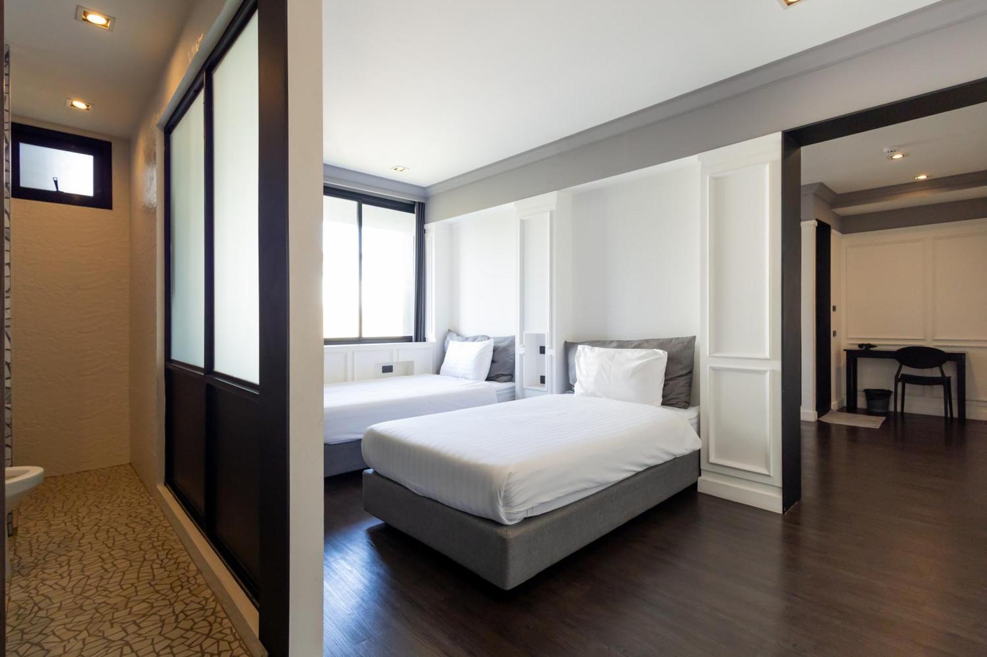 Penpark Place Bangkok Exterior photo