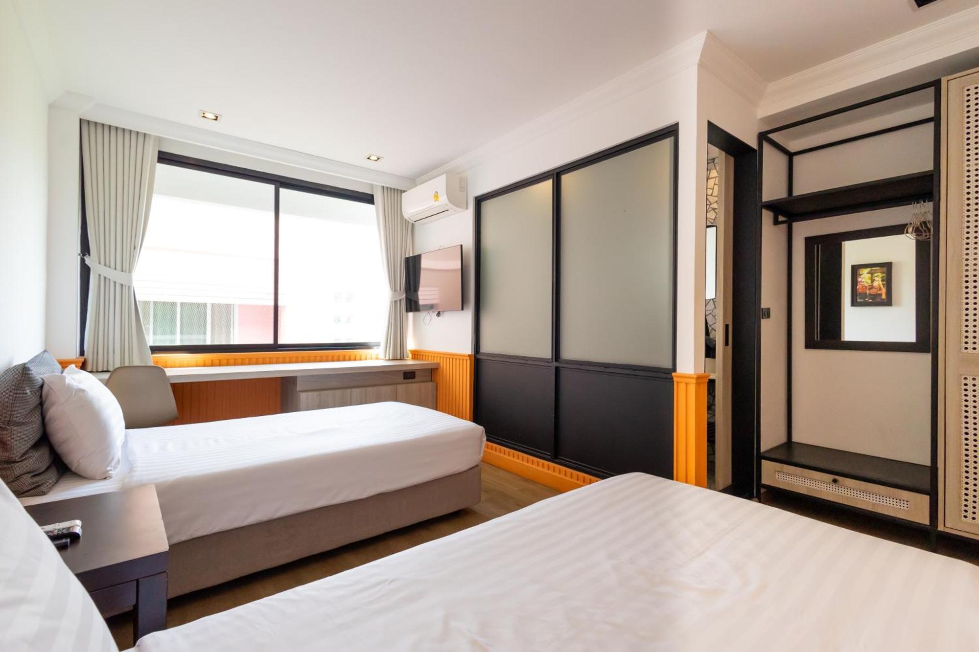 Penpark Place Bangkok Exterior photo